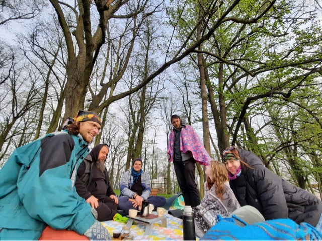 Tea session with friends in early spring