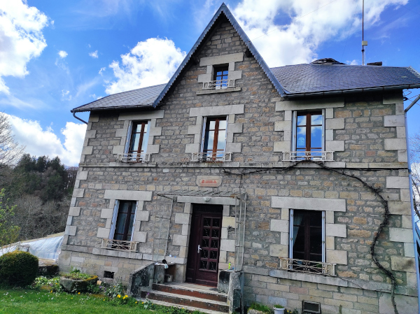 Location de chambre ou possibilité de planter sa tente sur le plateau de Gentioux